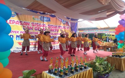 Gelar Karya dan Marketday dlm rangka pelepasan siswa siswi kls 6